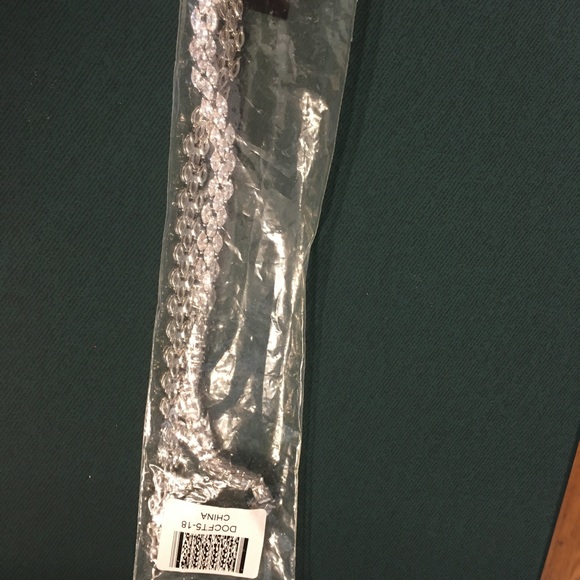 Rhinestone Necklace, New, never worn. - Picture 12 of 14